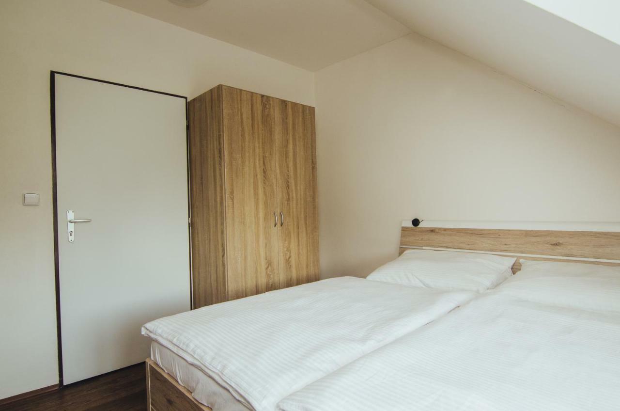 Guest House Na Hristi Lestina Ngoại thất bức ảnh
